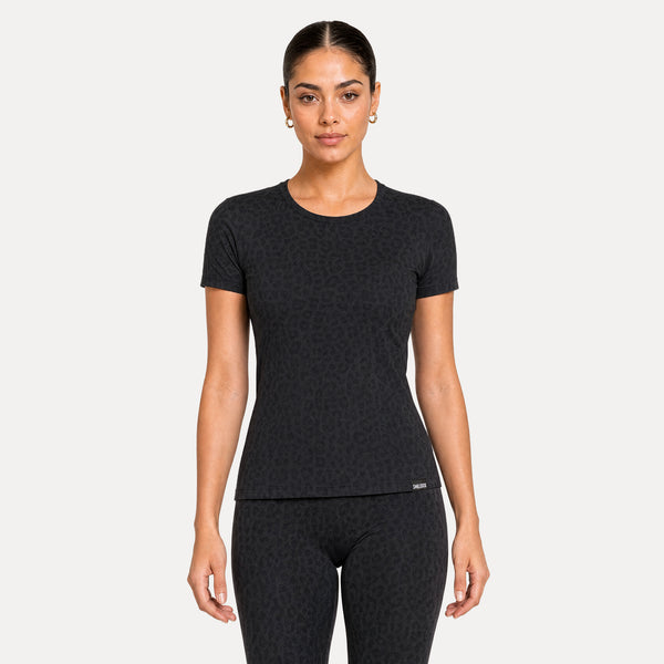 LEO T-Shirt Velvara
